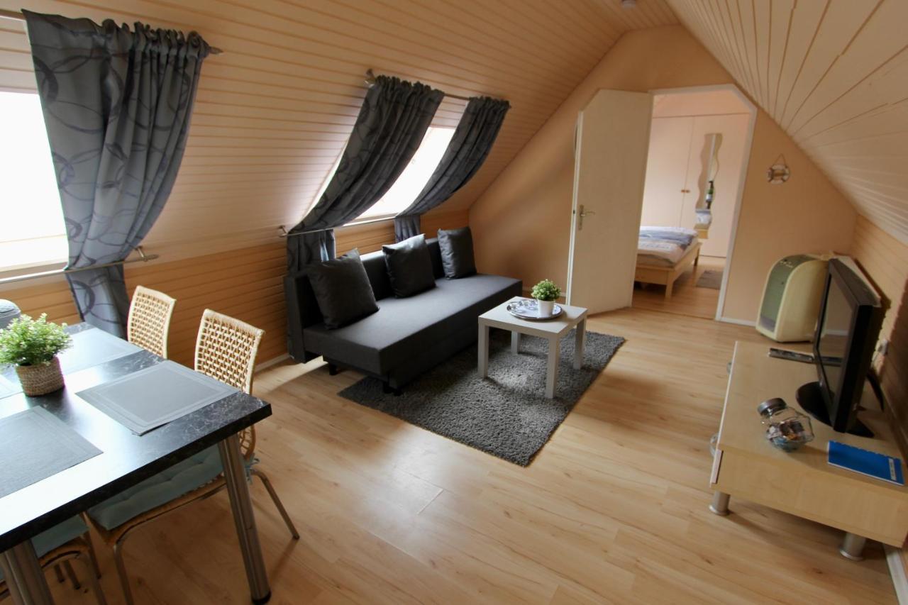 Wunderschoen Zwischen Ortsausgang Und Waldesrand Gelegene, Schoene Apartments ヘルツォーゲンラート エクステリア 写真