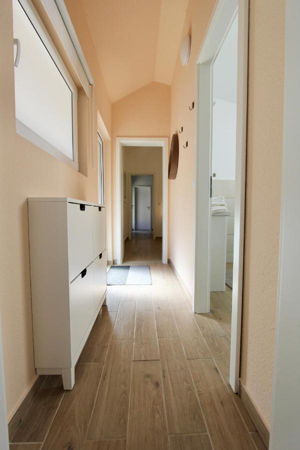 Wunderschoen Zwischen Ortsausgang Und Waldesrand Gelegene, Schoene Apartments ヘルツォーゲンラート エクステリア 写真